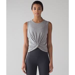Lululemon Heather Grey Pima Cotton Front Twist Crescent Tank Sz S Athleisure Gym